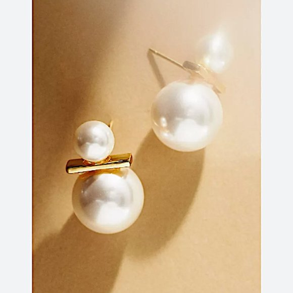 NEW ~ Anthropologie Shashi "Sydney" Double Stacked Pearl Earrings - Picture 1 of 11